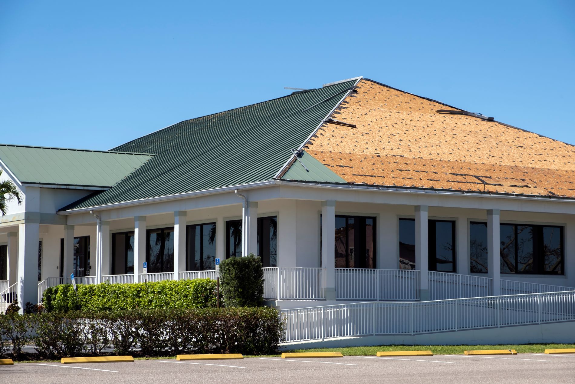 commercial shingle roofing